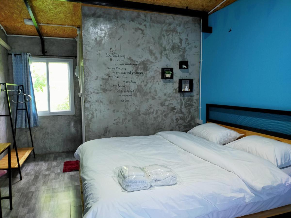 Smile Box Coffee & Resort Nong Hin Екстер'єр фото