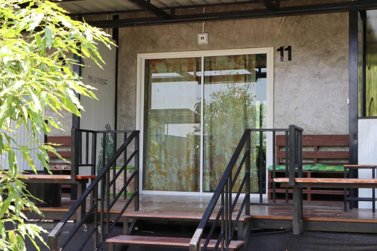 Smile Box Coffee & Resort Nong Hin Екстер'єр фото