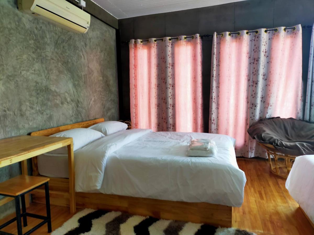 Smile Box Coffee & Resort Nong Hin Екстер'єр фото