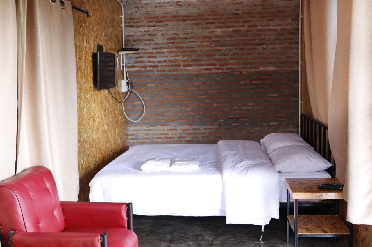 Smile Box Coffee & Resort Nong Hin Екстер'єр фото