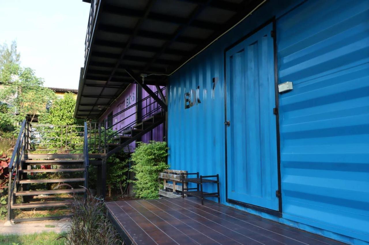 Smile Box Coffee & Resort Nong Hin Екстер'єр фото