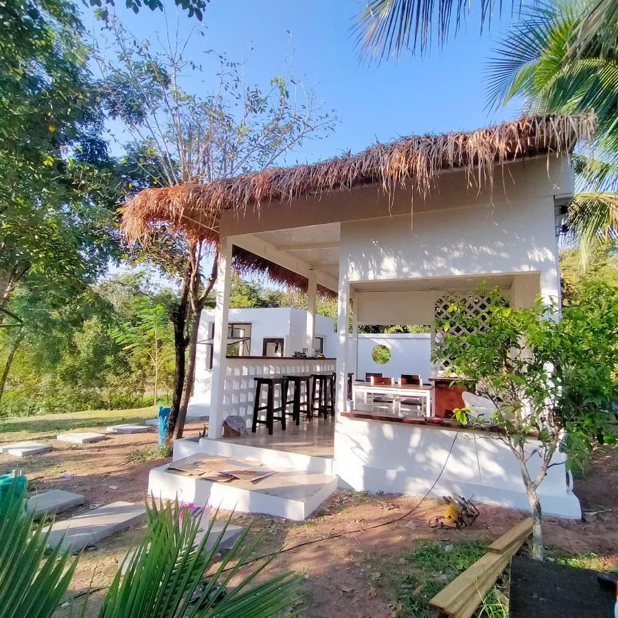 Smile Box Coffee & Resort Nong Hin Екстер'єр фото